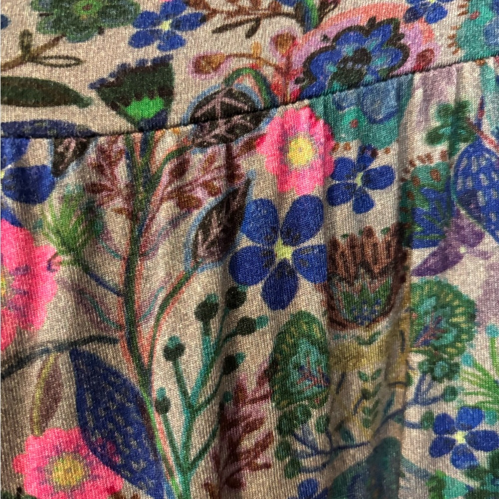 Floral Print Maxi Skirt in Pink and Blue - Picture 4 of 4